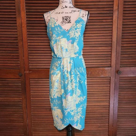 Chelsea28 Dresses & Skirts - Chelsea28 Floral Faux Wrap Sleeveless Dress